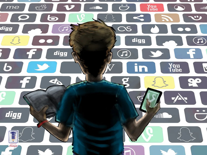 نقش مدرسه در آموزش استفاده مفید از شبکه های اجتماعی برای دانش آموزان