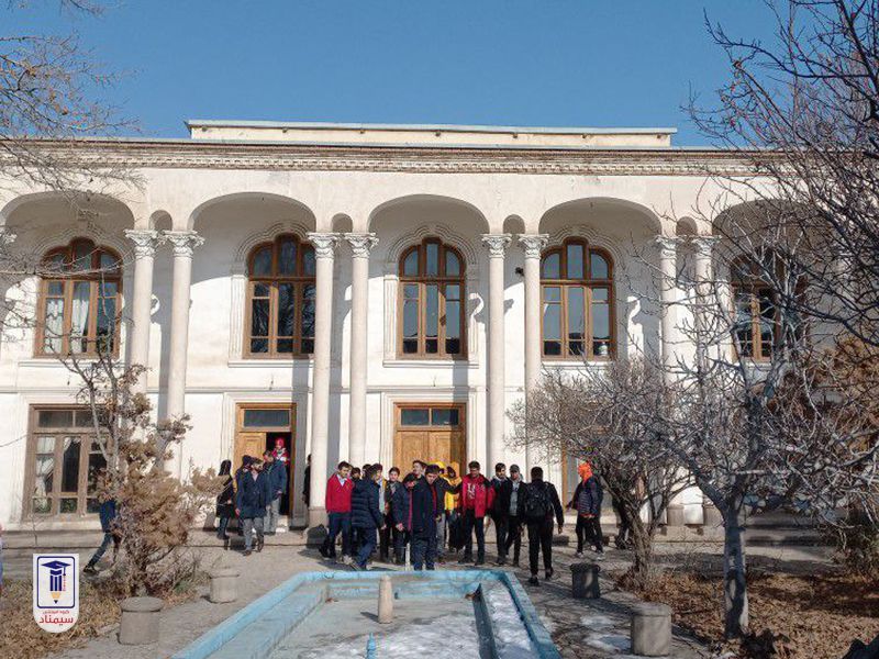 آشنایی دانش آموزان علوی با تاریخ و فرهنگ ایرانی با بازدید از خانه شربت اوغلی