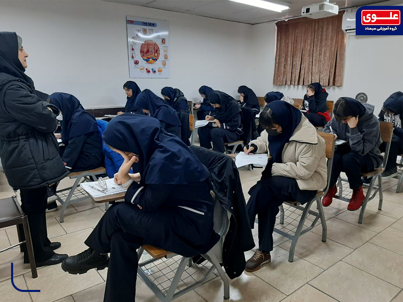 هوش مصنوعی در مدرسه؛ دشمن یادگیری یا دستیار آینده؟